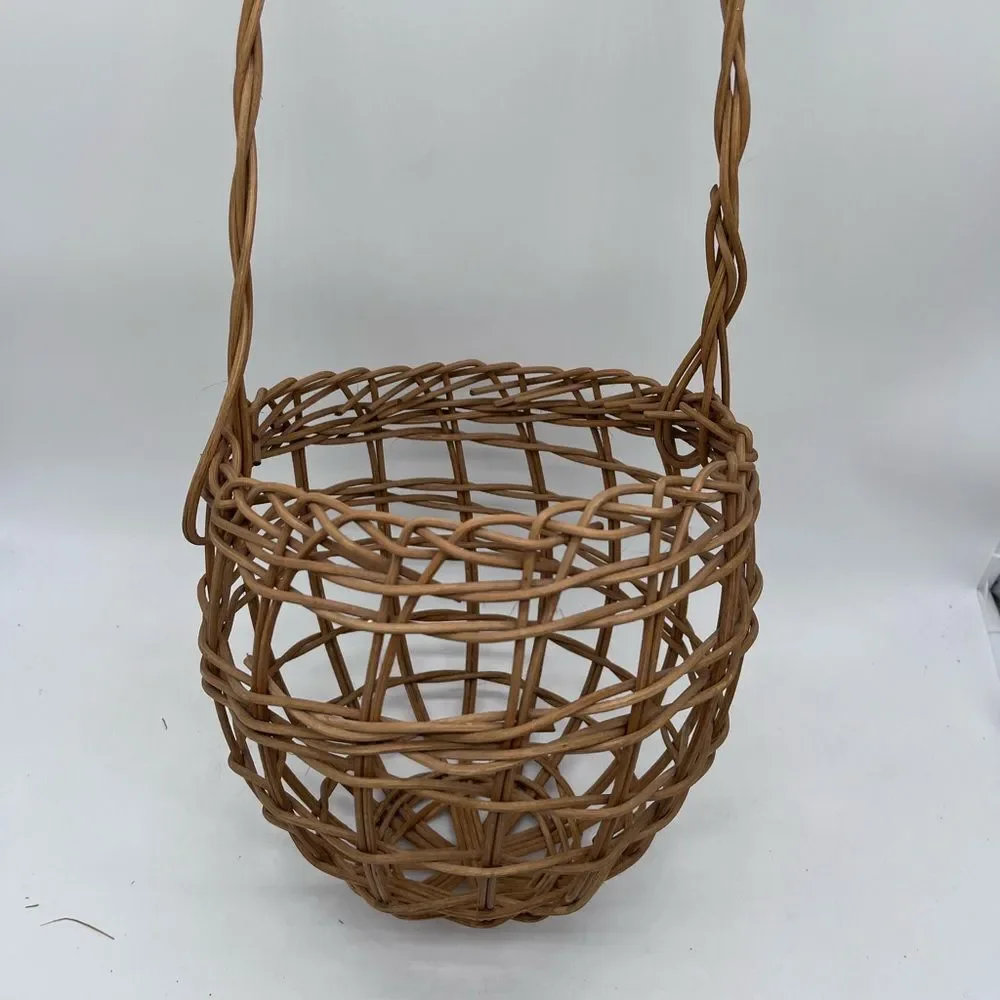 Woven Tan Basket Bag